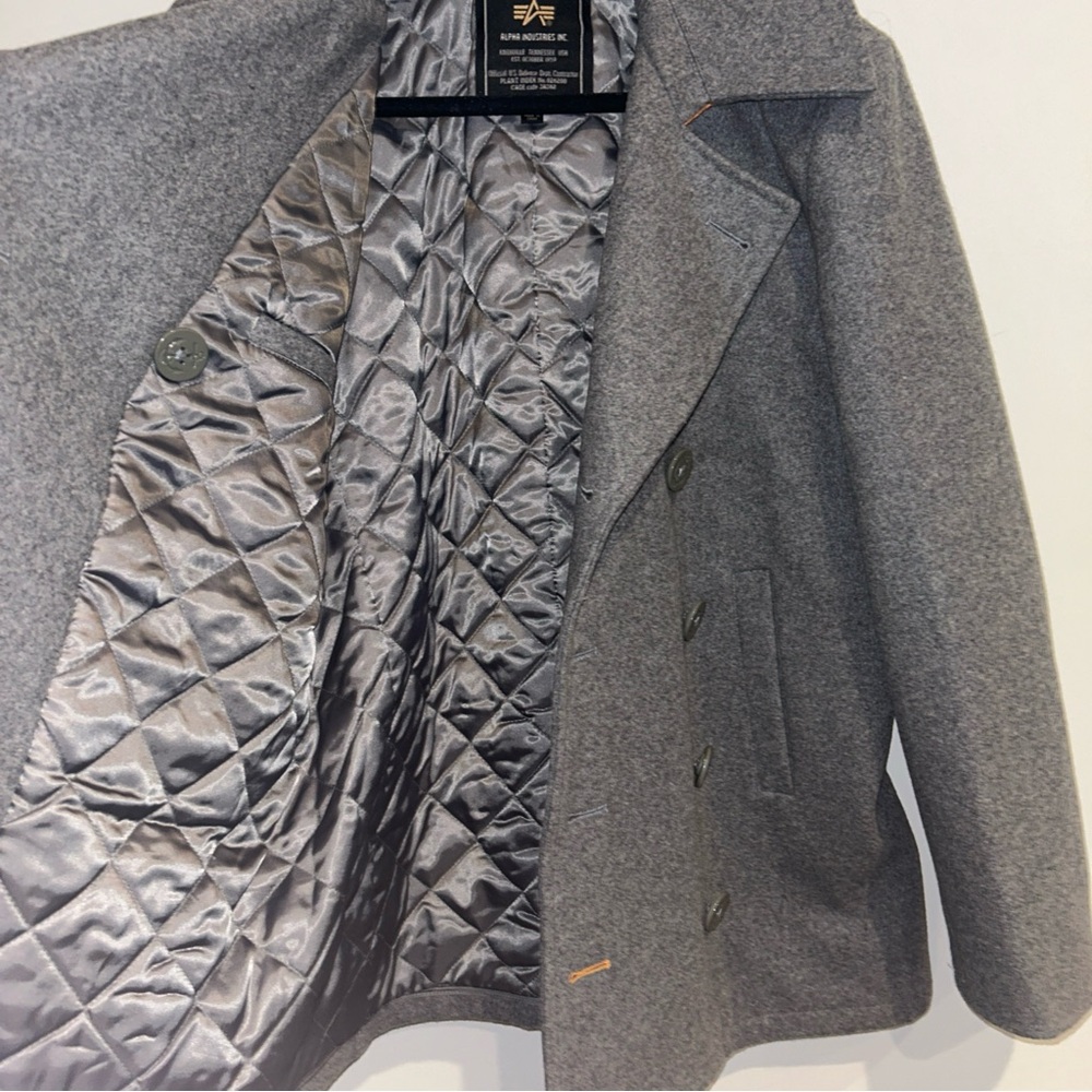 Alpha Industries Navy Wool Peacoat in Gray Size Large Anchor Buttons NWOT - Picture 8 of 8